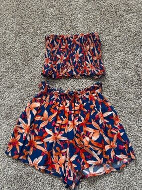 Floral Navy Blue Two-Piece Tube Top & Shorts Set